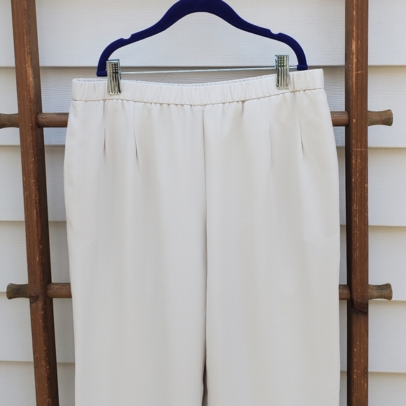 NEW! Eileen Fisher Silk  Pants - Picture 3 of 9